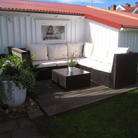 Accommodation For 2 In The Center City Of Lysekil Exterior foto